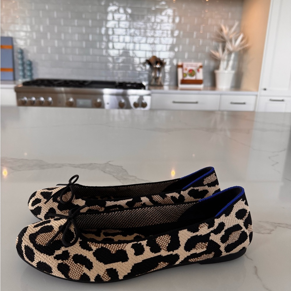 New Rothy’s Leopard Print Ballet Flats 9.5